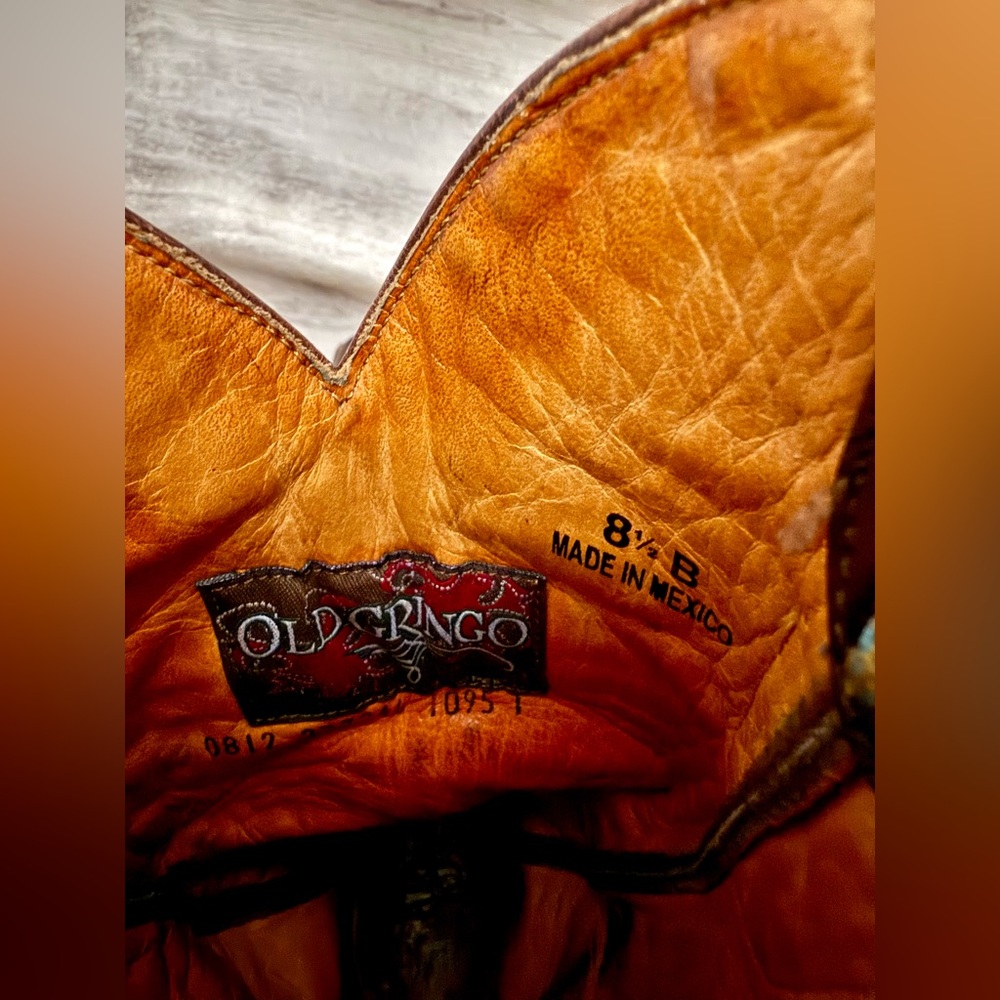 Old Gringo Cowboy Boots with Floral Embroidery - Picture 12 of 16